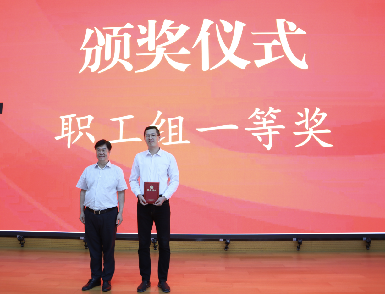 1695769944105866.png image.png